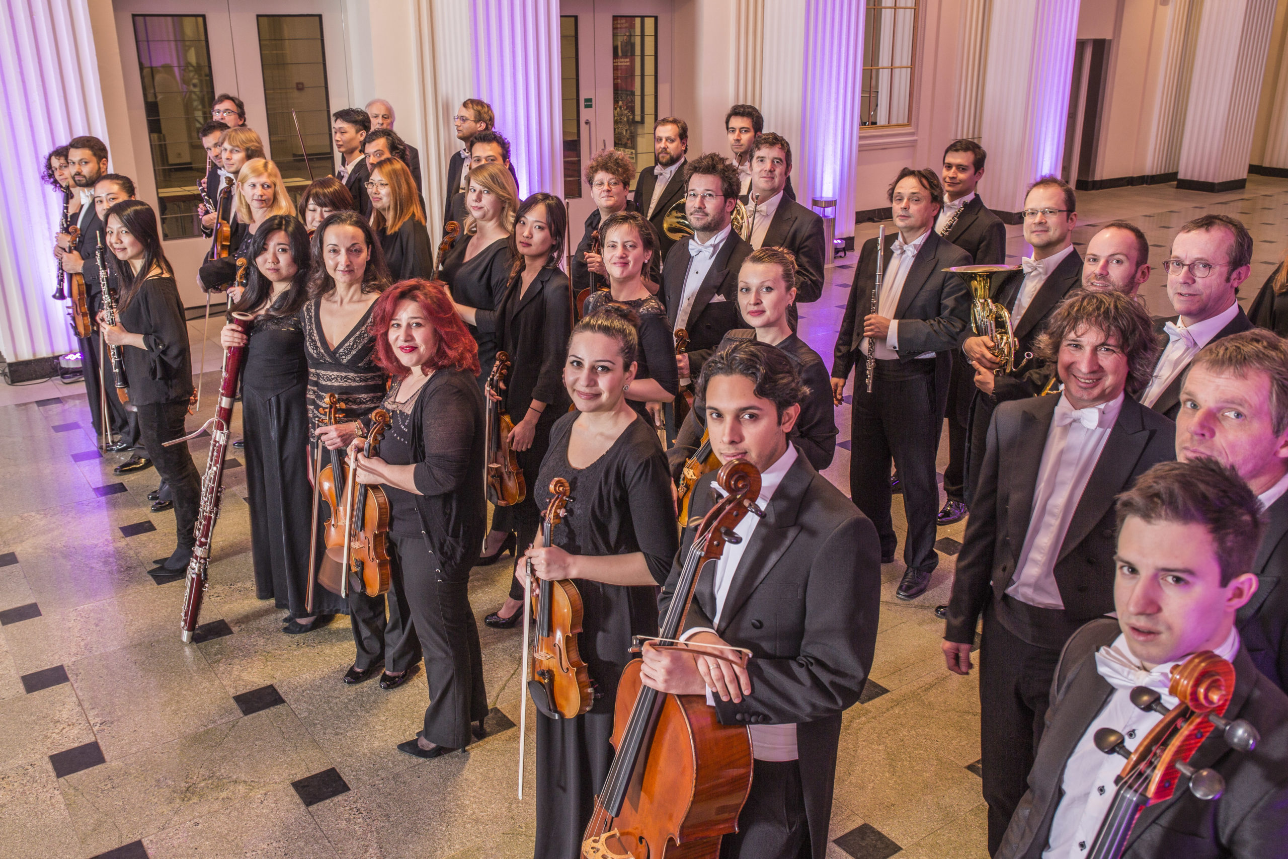 Klassische Philharmonie Bonn - Kunstrasen : Kunstrasen